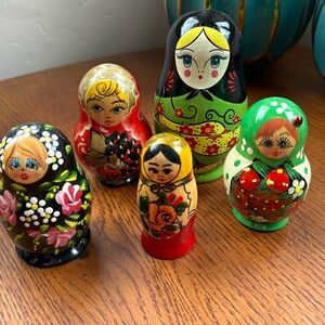 Russian nesting Dolls set of 5